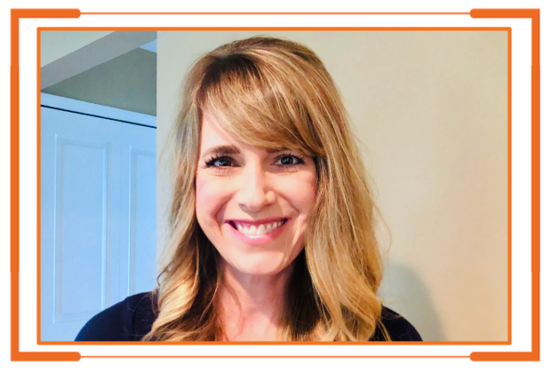 Ashley Asman reviewing Spyence and saying her kids absolutely love the curriculum